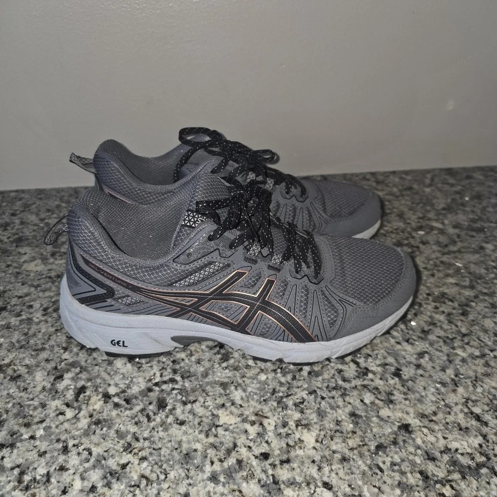 Asics versatile running